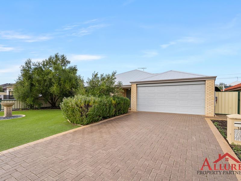 16 Featherflower Rd, Hammond Park