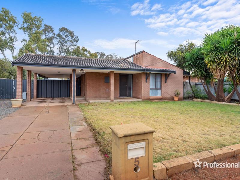 5 Burton Place, West Lamington