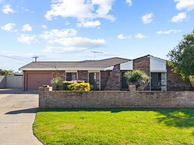 1 Ballard Court, Cooloongup WA 6168