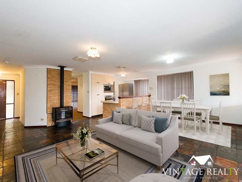 6b Hawk Way, Byford