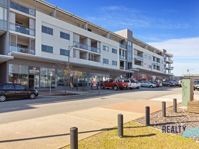 64/23 Junction Boulevard, Cockburn Central WA 6164