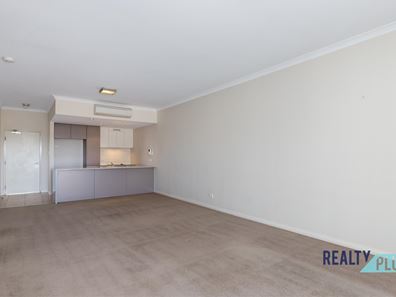 64/23 Junction Boulevard, Cockburn Central WA 6164