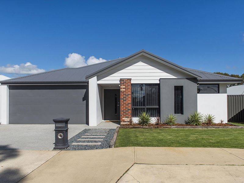 2 Lyrebird Street, Wellard