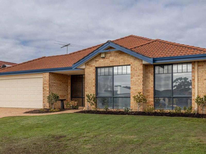 2 Brewis Court, Heathridge WA 6027