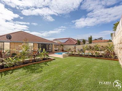 2 Brewis Court, Heathridge WA 6027