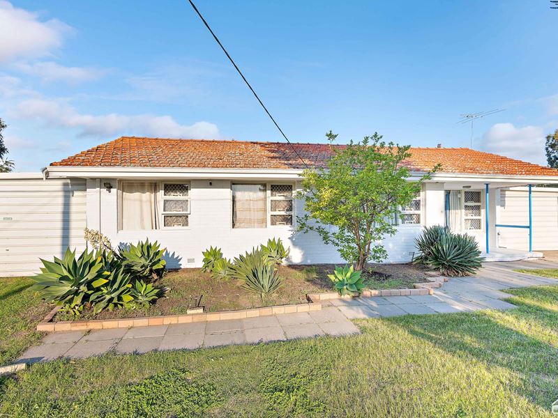 16 Grovelands Way, Kelmscott