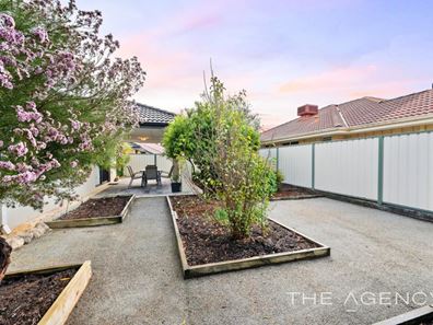 21 Teal Brook Circle, Seville Grove WA 6112