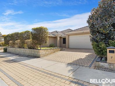 7 Chipping Crescent, Butler WA 6036