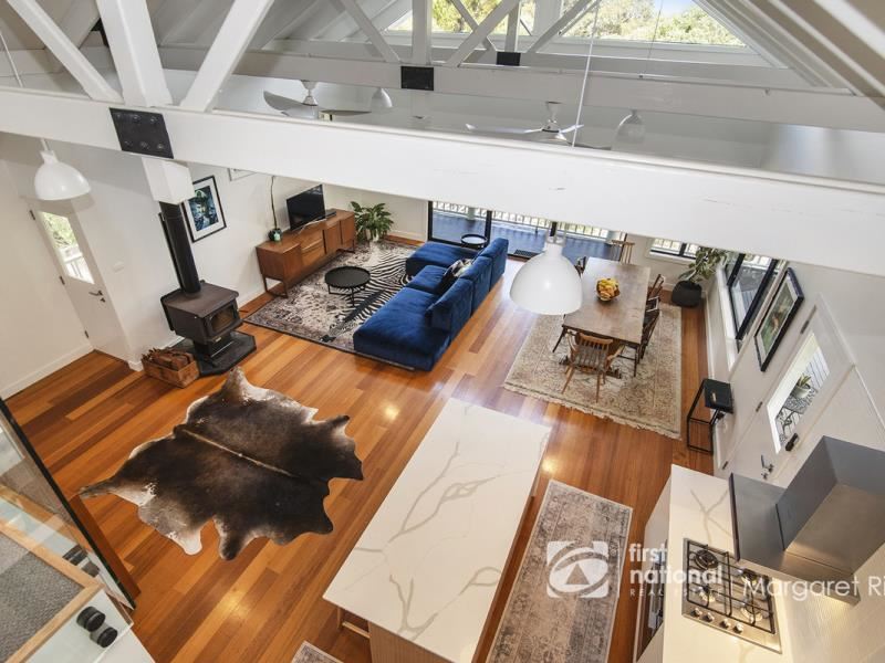 13 Freycinet Way, Gnarabup