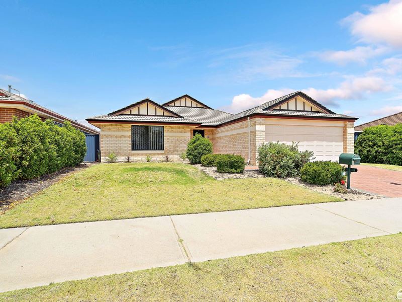 15 Silverpan Way, Byford WA 6122