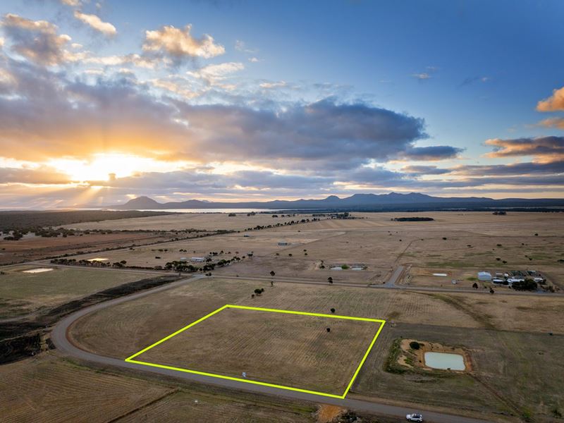 32 Platypus Road, Hopetoun