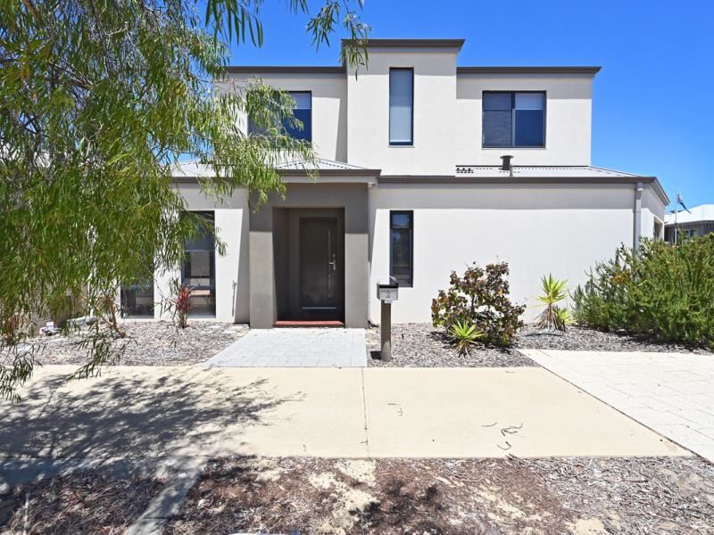 2 Larkhall Way, Butler