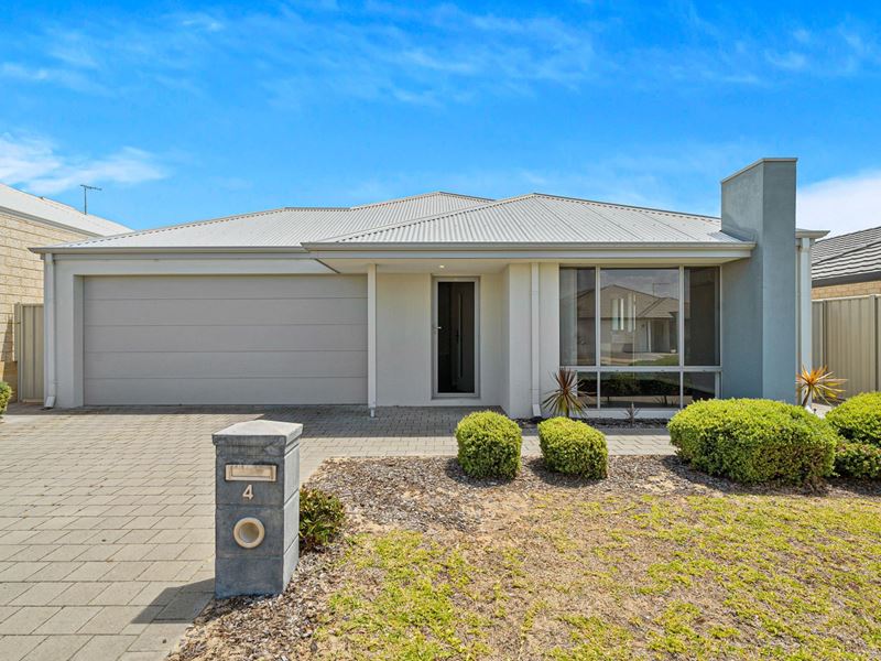 4 Yerilla Road, Golden Bay WA 6174