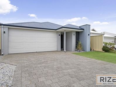 12 Limari Place, Sinagra WA 6065