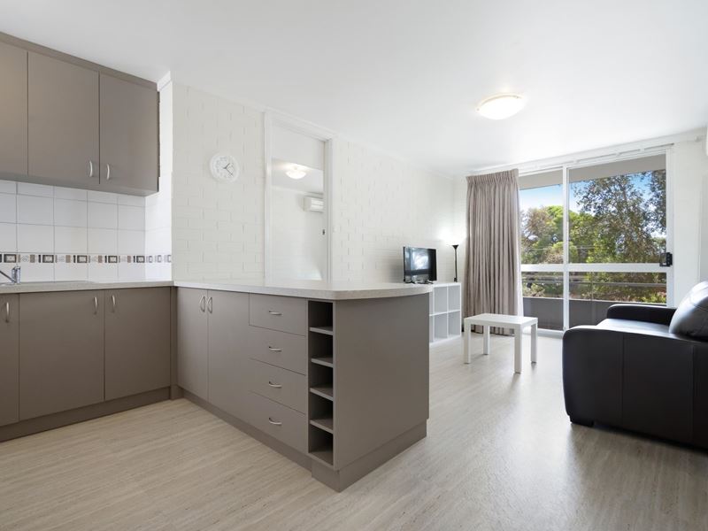 18/68 McMaster Street, Victoria Park
