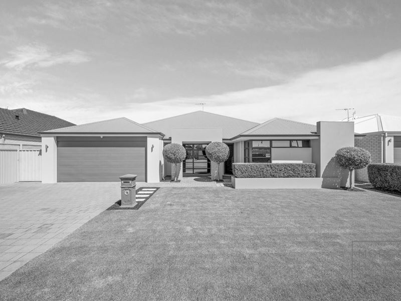 38 Anchorage  Loop, Canning Vale WA 6155