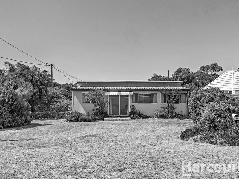 5 Eldora Crescent, Falcon