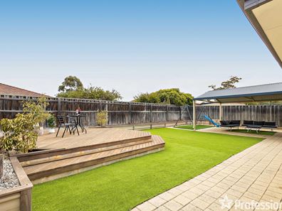 26 Tokara Avenue, Henley Brook WA 6055