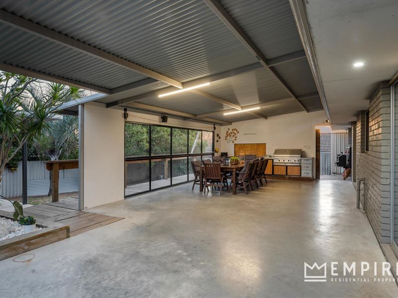 14 Milton Place, Lake Coogee