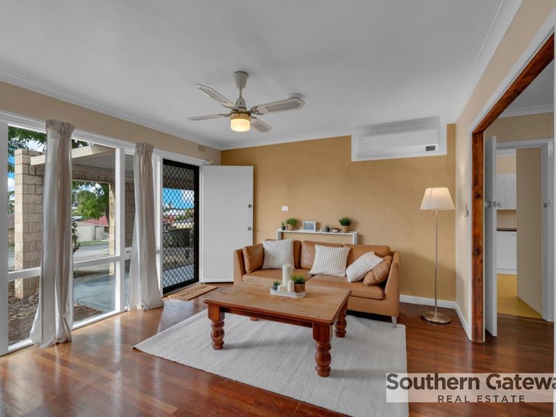14 Maydwell Way, Calista