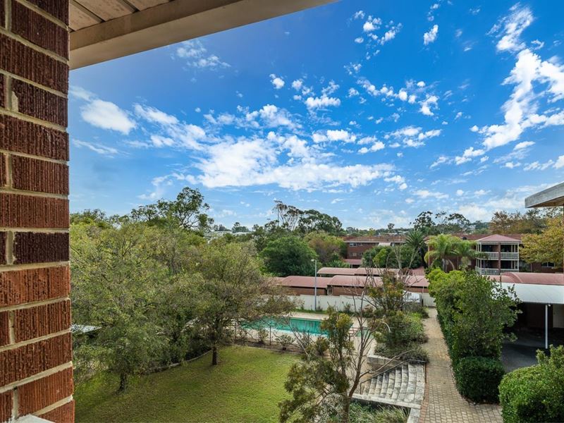 16/10 Prescott Place, Orelia WA 6167