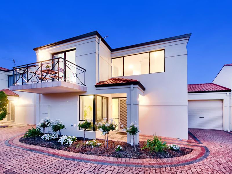 2/54 Calais Road, Scarborough