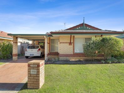 1/10 Elanora Drive, Cooloongup WA 6168