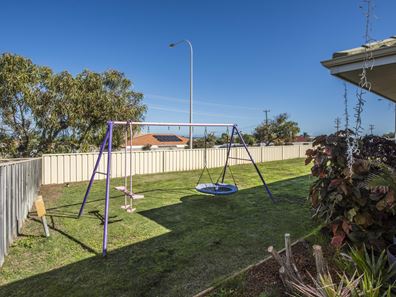 1/28 Seaview Boulevard, Wandina WA 6530