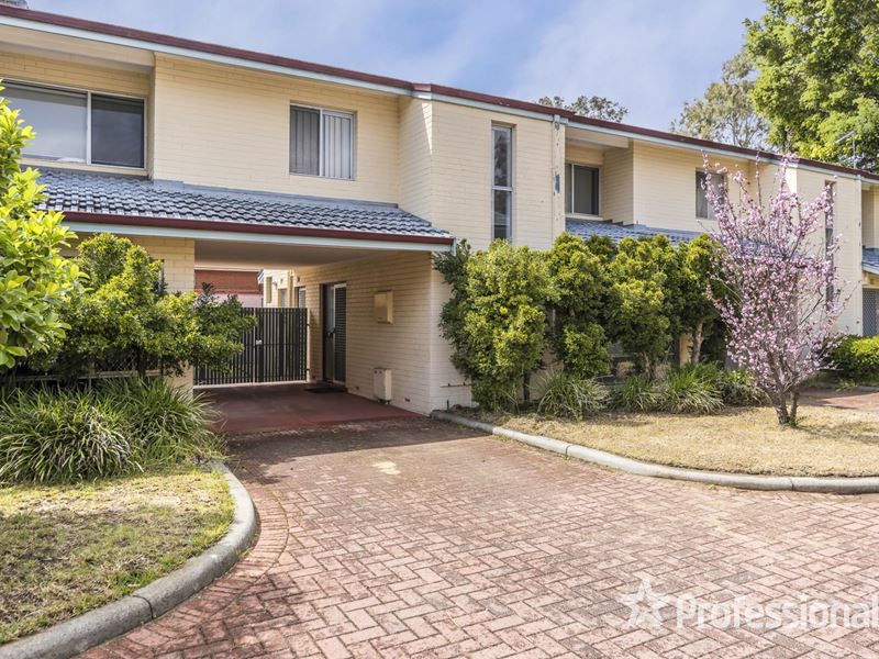 12B Casserley Avenue, Girrawheen WA 6064