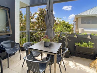 50/59 Breaksea Drive, North Coogee WA 6163