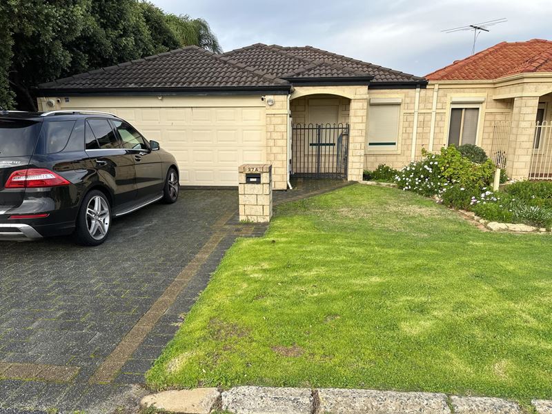 27A Melbourne Way, Morley WA 6062