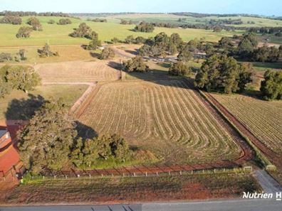 Lot 117 Daviesia Fairway, Ginginup WA 6503