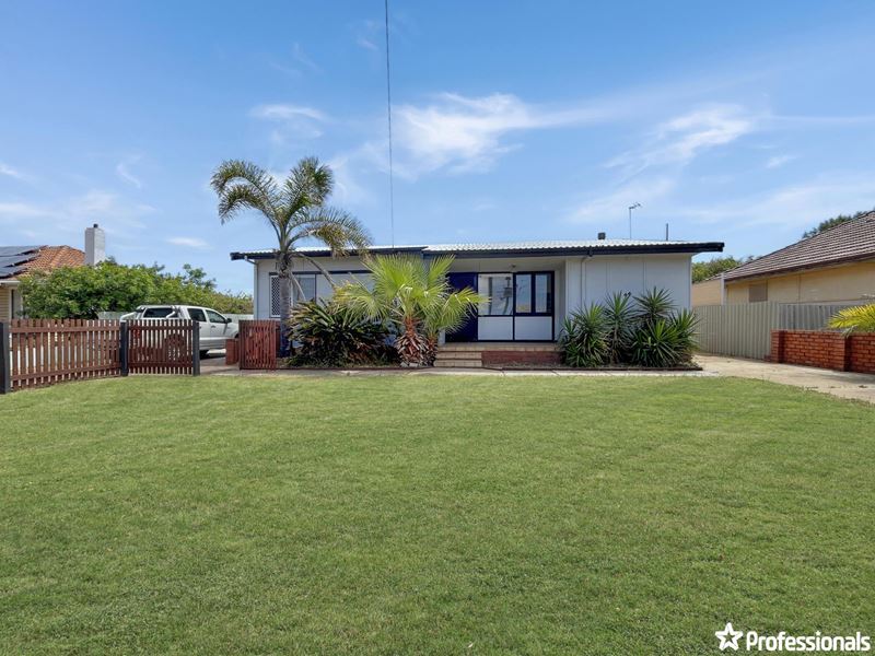 44 Crowther Street, Beachlands WA 6530