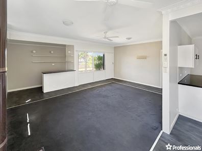 44 Crowther Street, Beachlands WA 6530