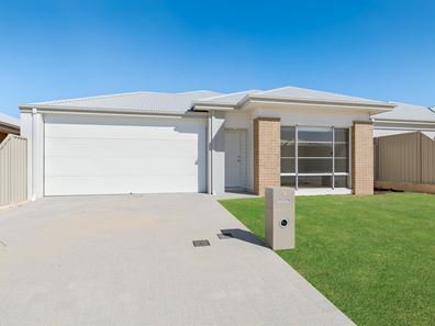 9 Gardenia Street, Alkimos WA 6038