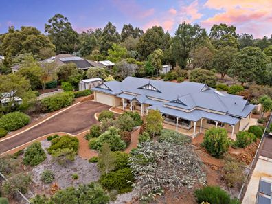 72 Ridgehill Rise, Roleystone WA 6111