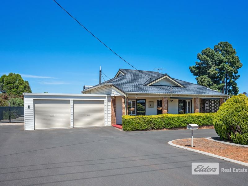 1 Regent Street, Collie WA 6225