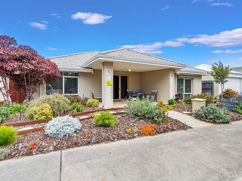 18 Bridgewater Boulevard, Erskine