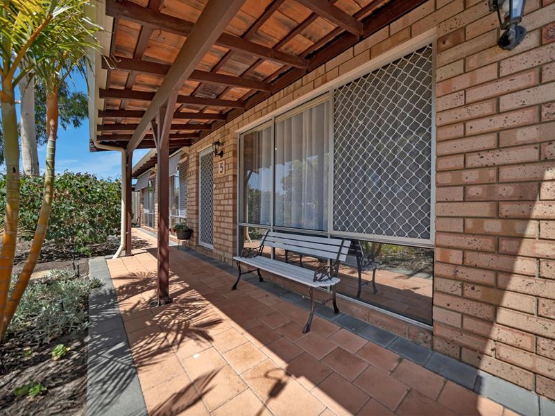 5 Ivanhoe Place, Gosnells