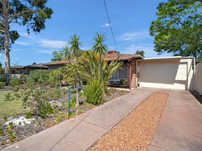 5 Ivanhoe Place, Gosnells WA 6110