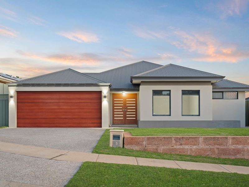 5 Searchers Crescent, Baldivis