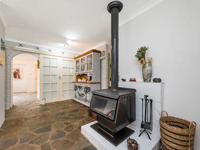 17 Tranmore  Place, Woodridge WA 6041