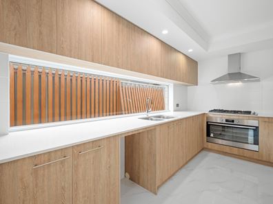 9 Livorno Boulevard, Piara Waters WA 6112