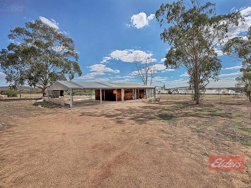 54 Lefroy Street, Brookton WA 6306