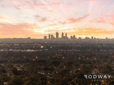 4 Summit View, Mount Richon WA 6112