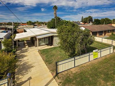 13 Maidstone Street, Mount Tarcoola WA 6530