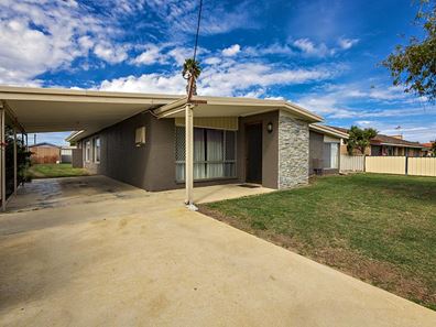 13 Maidstone Street, Mount Tarcoola WA 6530