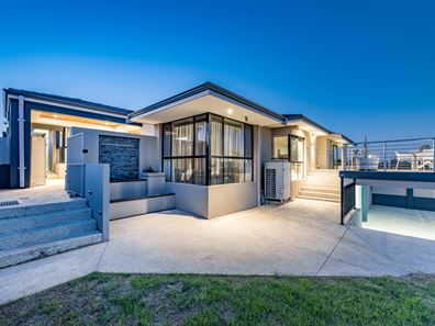 1 Gleneagles Way, Hamersley WA 6022