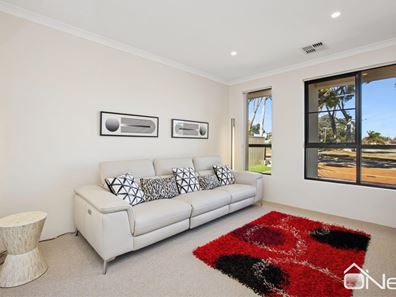 8A South Crescent, Byford WA 6122