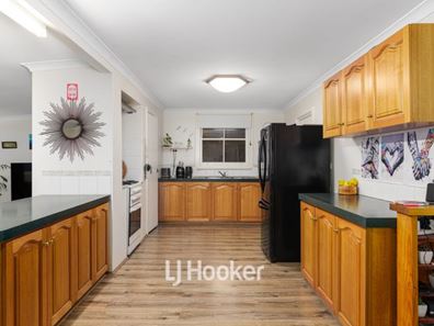 4 Ecclestone Street, South Bunbury WA 6230